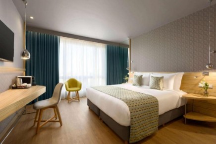Wyndham Grand Athens 5*