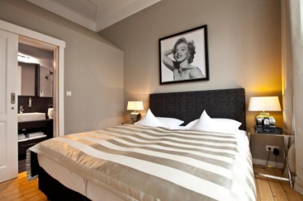 WAGNER IM DAMMTORPALAIS HOTEL