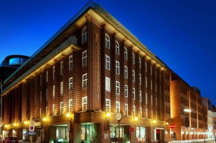 RENAISSANCE HAMBURG HOTEL