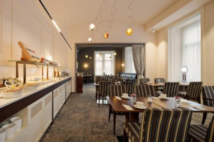 HiLight Suites Hotel