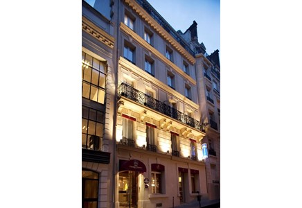 Star Champs Elysees