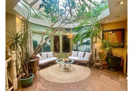 Neuilly Park Hotel