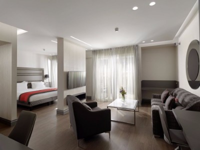 Holiday Suites Arnis Street