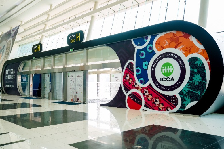 Hollywood Sign on The Hill