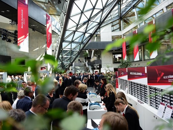 Early Registration and Welcome Drink