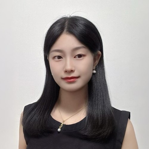 Chloe (Yuxi) Zhang
