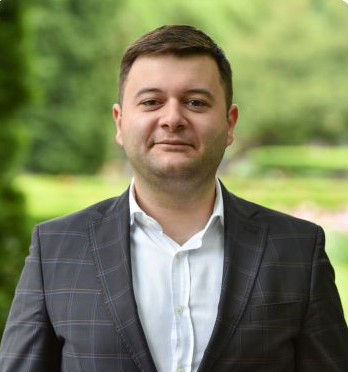 Vlad Ghizdovat