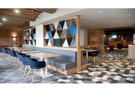 Holiday Inn Express Liverpool – Royal Albert Dock