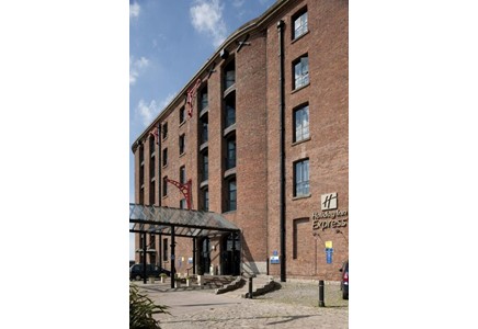 Holiday Inn Express Liverpool - Royal Albert Dock