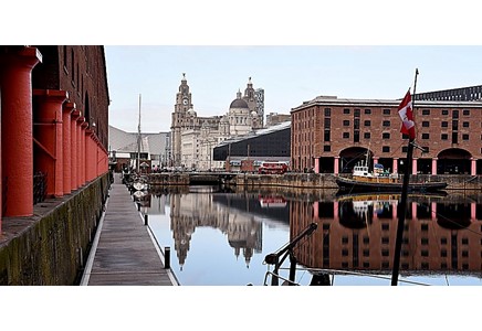 Holiday Inn Express Liverpool - Royal Albert Dock