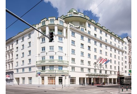 Austria Trend Hotel Ananas