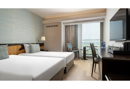 Ana Hotels Europa 4*