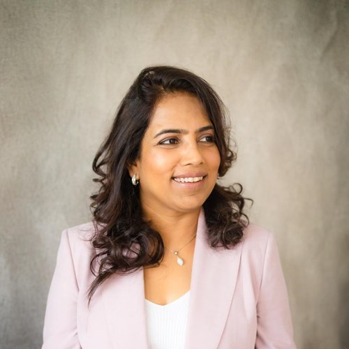 Ritu  Khare