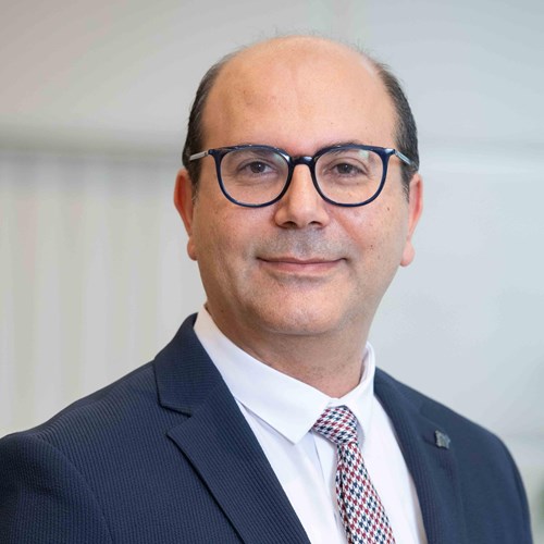 Amr  Emara