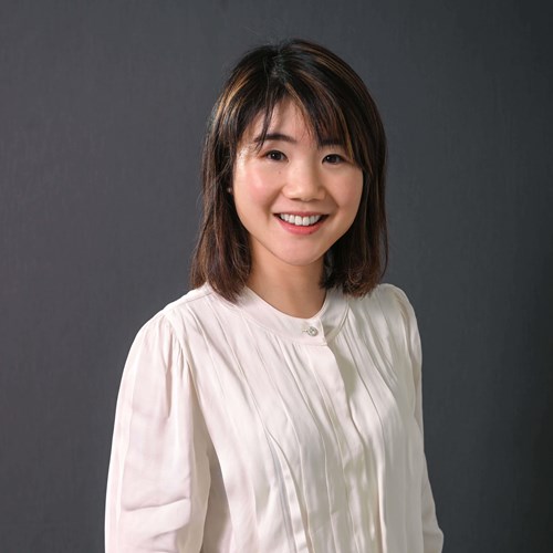 Agnes  Leung