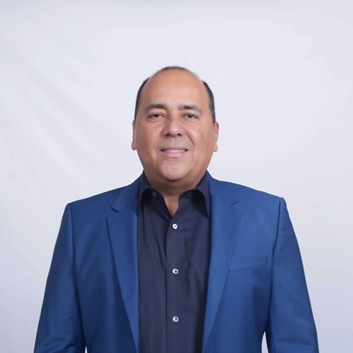 Speaker profile image for Luis Olivares