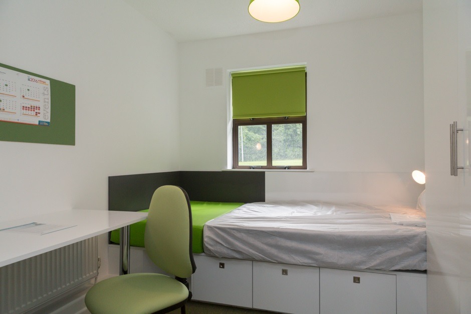 Kilmurry Village, University of Limerick (STUDENT ATTENDEES ONLY - Non-ensuite single bedrooms in shared houses)