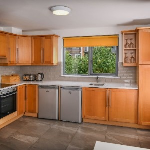 Dromroe Village Accommodation, University of Limerick (Single Occupancy Only in shared apartments)