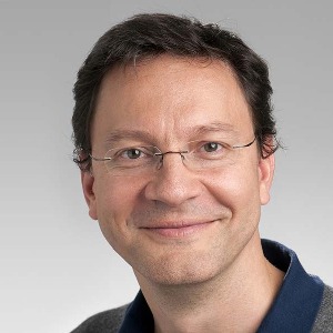 Photo of Dr. Prof. Christian Simon