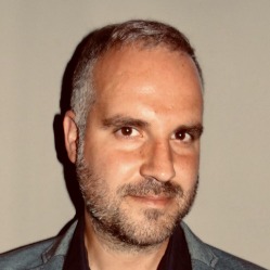 Photo of Oliver Escobar