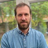 Headshot image of Dario Ummarino