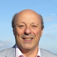 Headshot image of David Eisner