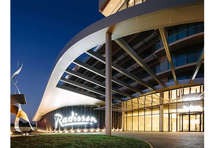 Radisson Hotel & Convention Centre